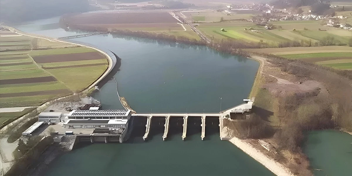 Sluice Gate: Types, Working, Applications & Benefits in Water Management
