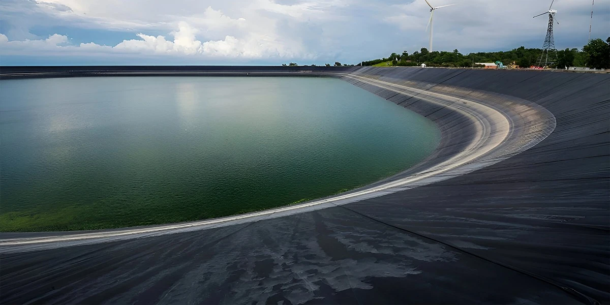 The Role of Sand Coating Geomembrane in Preventing Water Seepage
